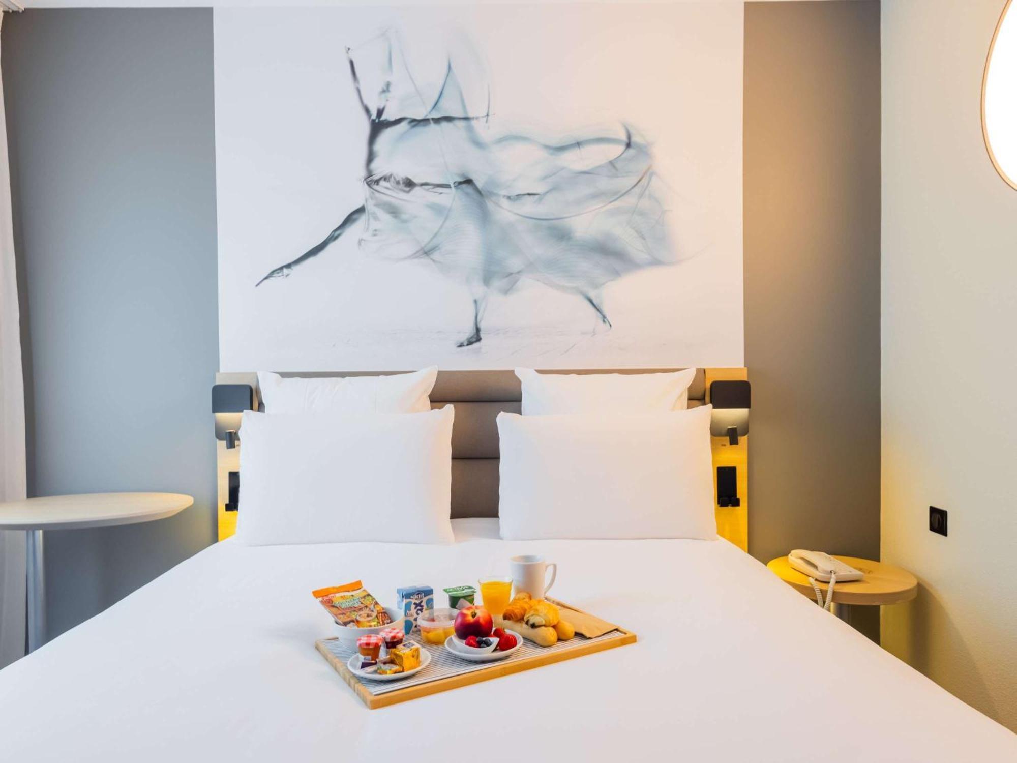 Mercure Paris Massy Gare Tgv Esterno foto